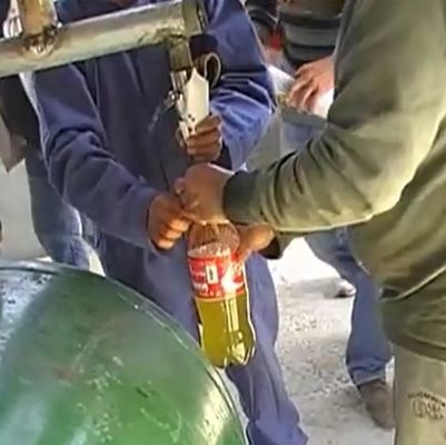 Abfälle von Reifen, Kunststoff, Pyrolyseöl und Dieseldestillationsgeräte