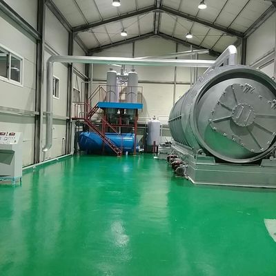 Umwandlung von Altreifen in wertvolles Pyrolyseöl mit Wasserkühlmaschine